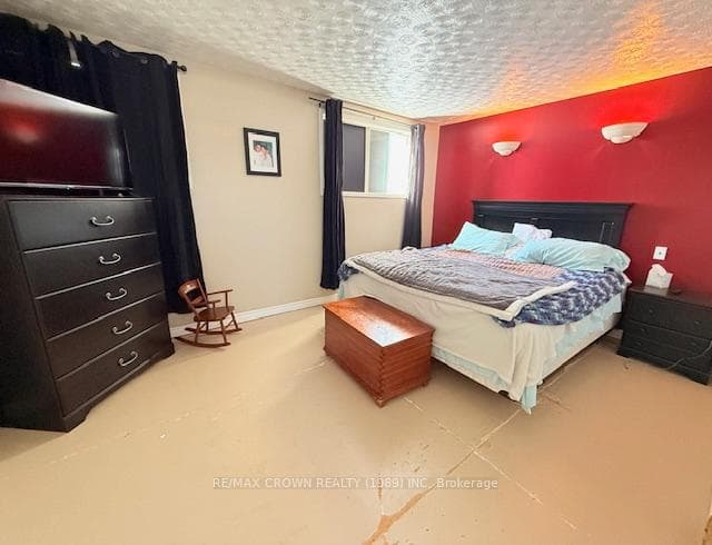 4 Brock Crescent photo 20