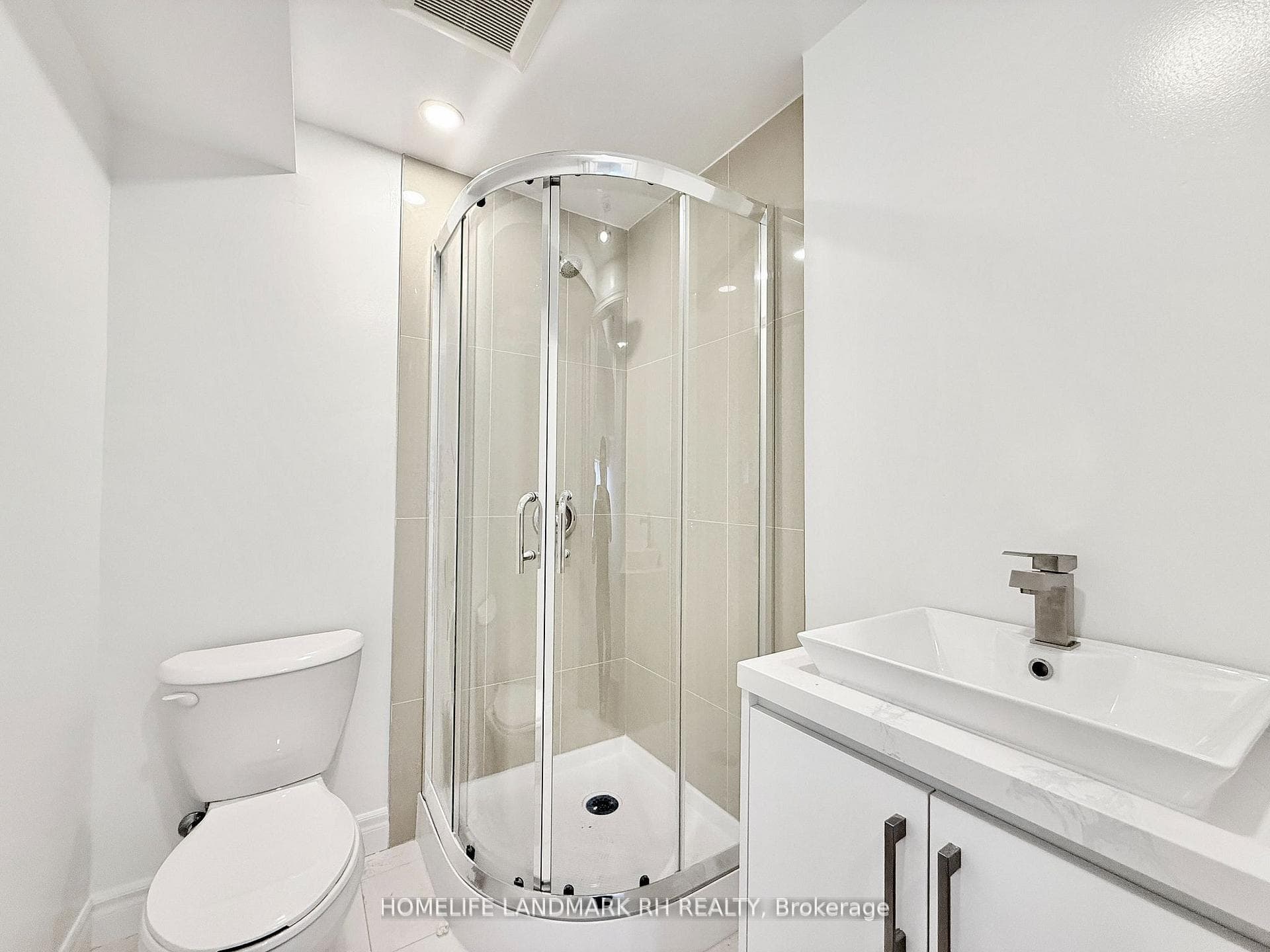414 Dundas Street Unit 301 photo 6