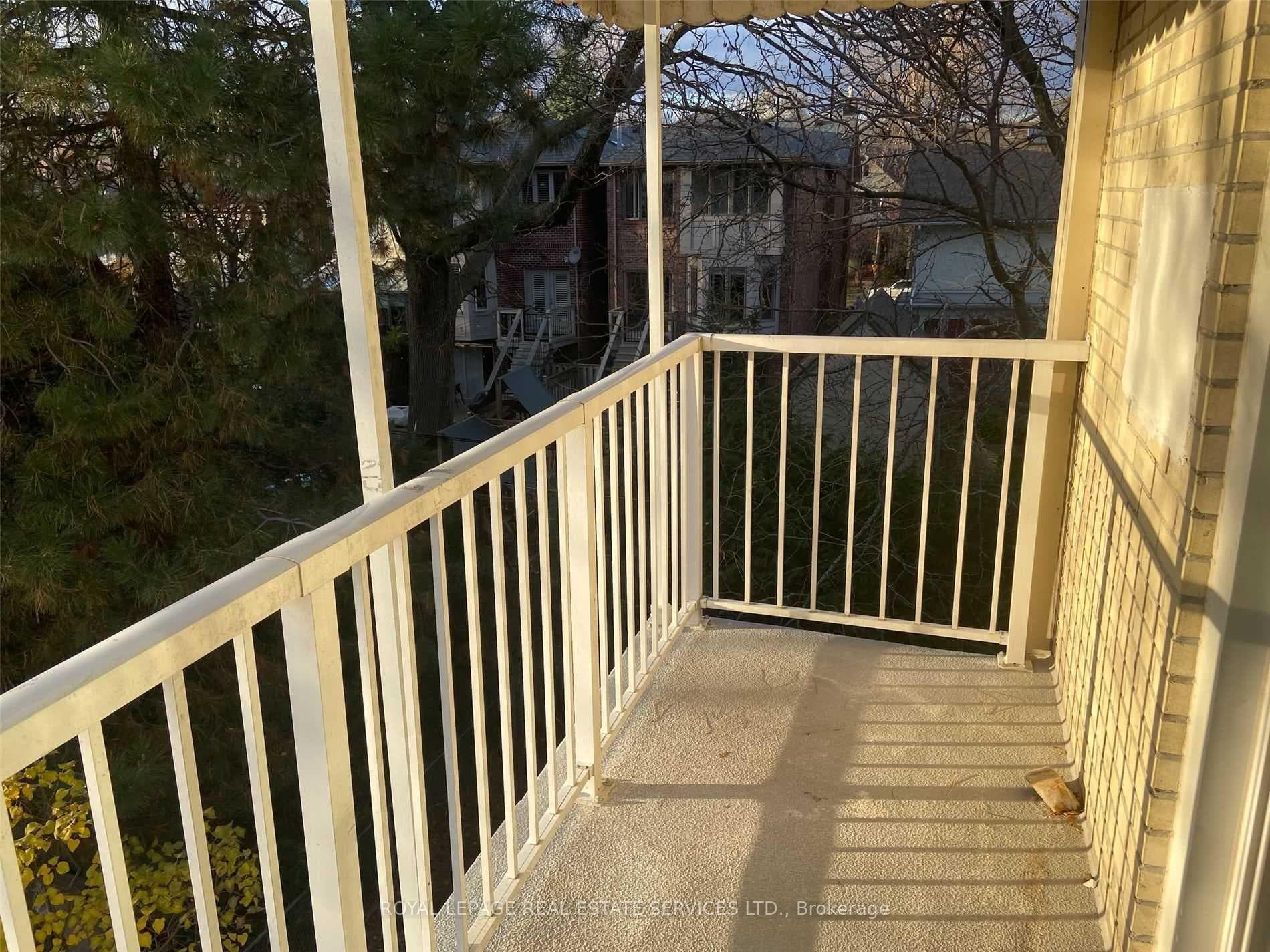 172 Sherwood Avenue Unit 304 photo 19