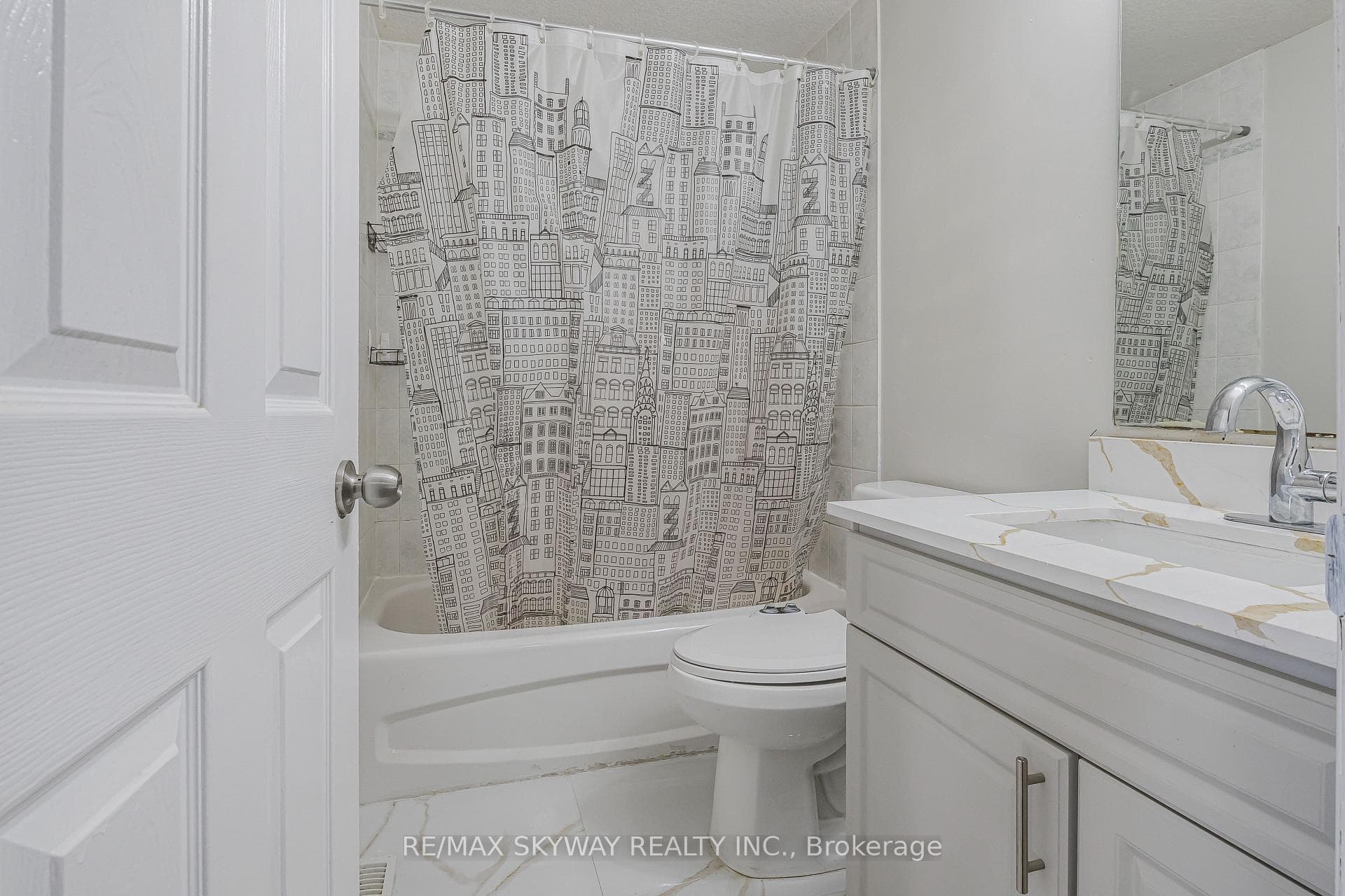 248 Activa Avenue photo 32