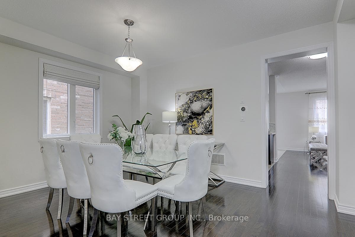 18 Begonia Street photo 7