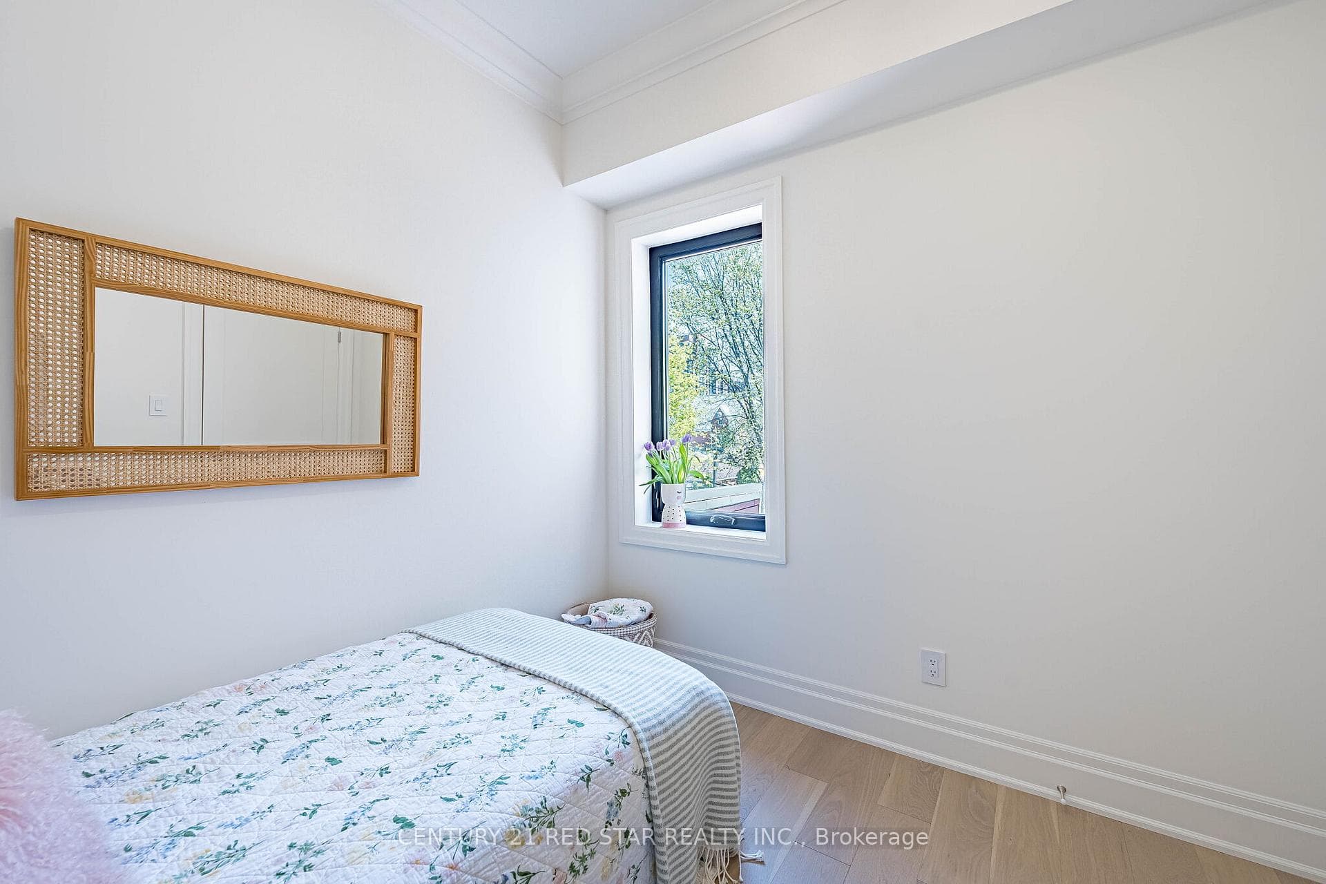 369 Pacific Avenue photo 20