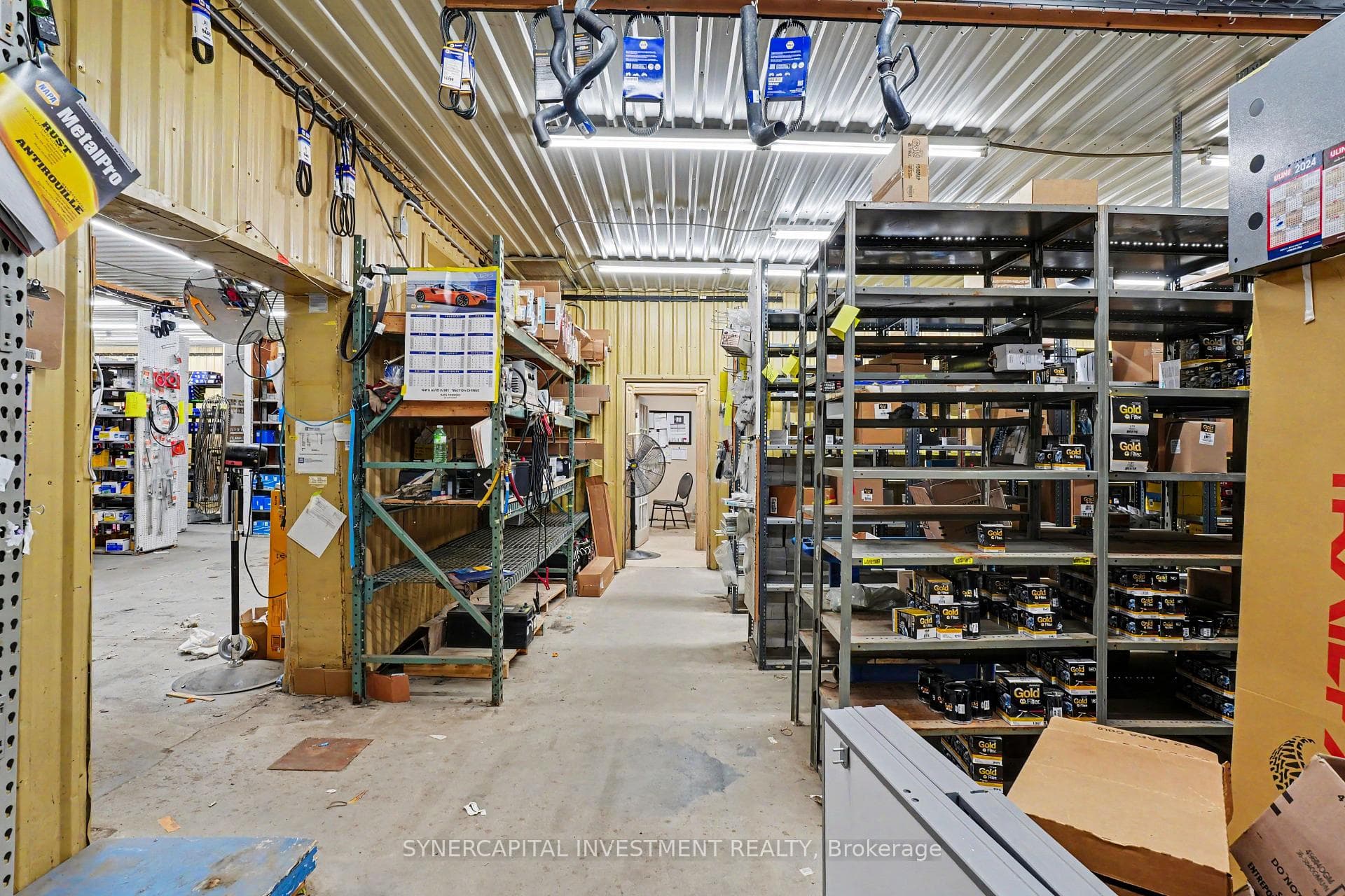 635 Nelson Street photo 7