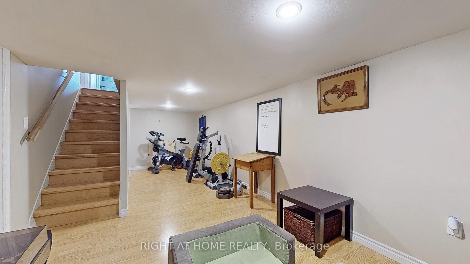 68 Eaglewood Boulevard photo 20