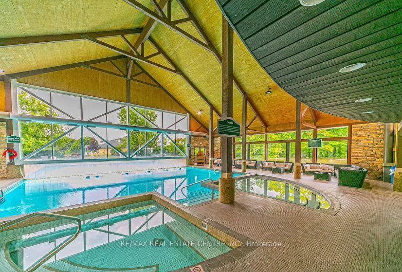 90 Highland Drive Unit 2208 photo 11