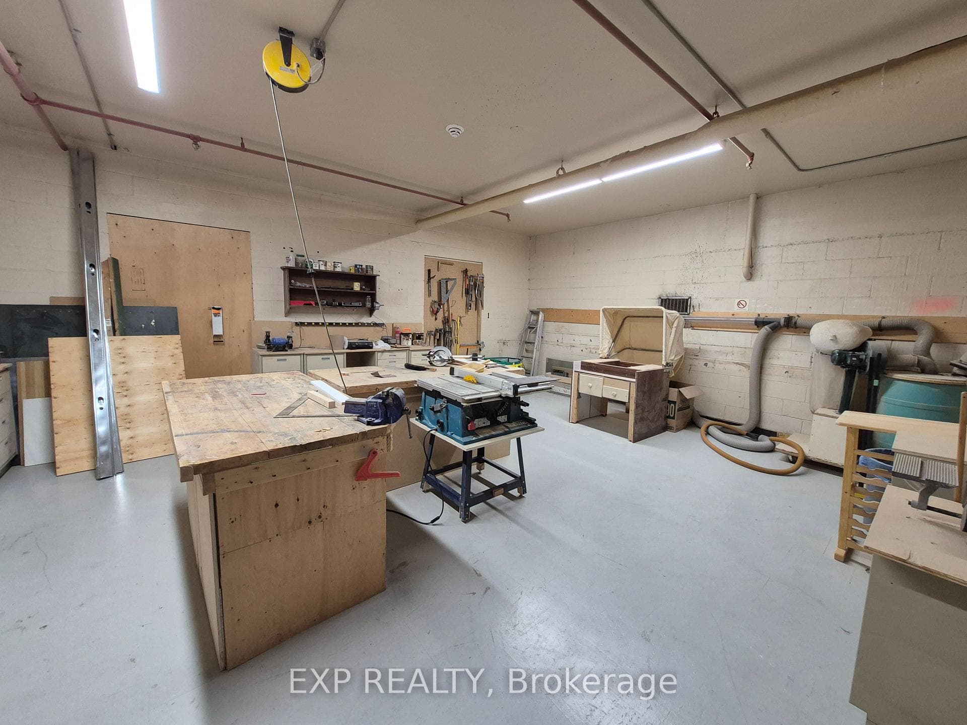 1485 Baseline Road Unit 609 photo 23