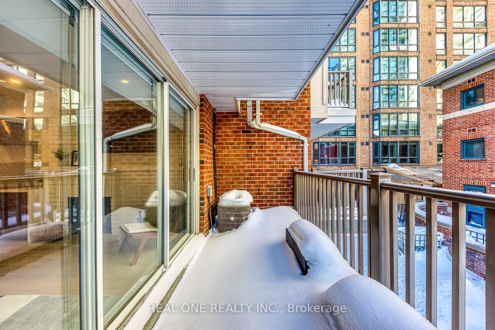 40 Irwin Avenue photo 17