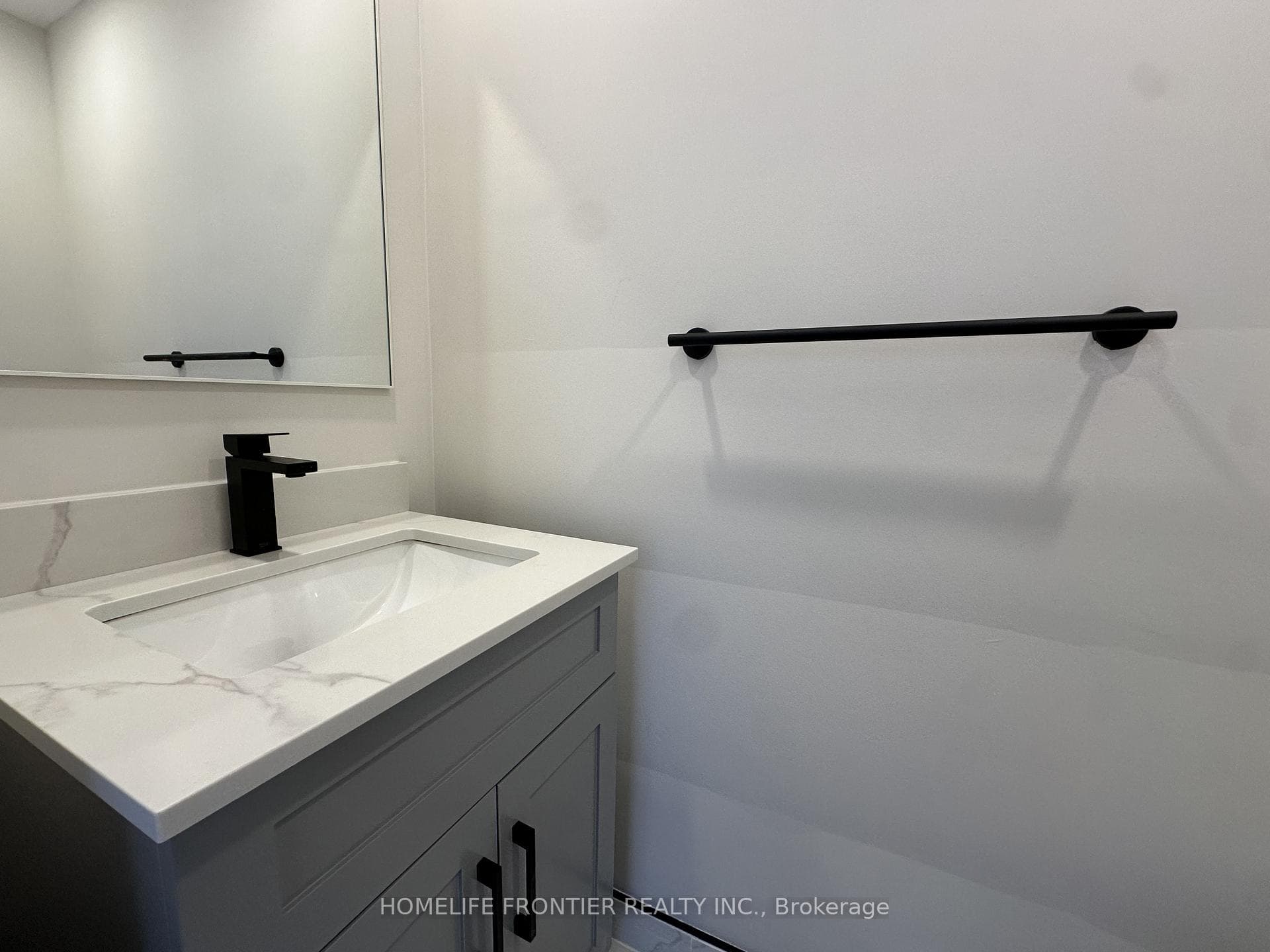 11 Alpaca Drive Unit Upper photo 18