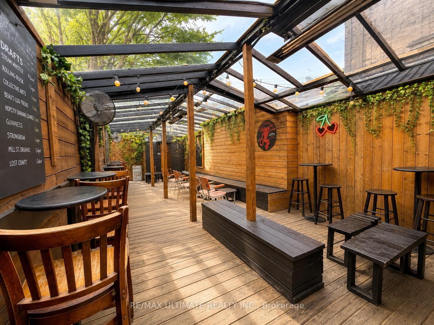 13 OSSINGTON Avenue photo 5