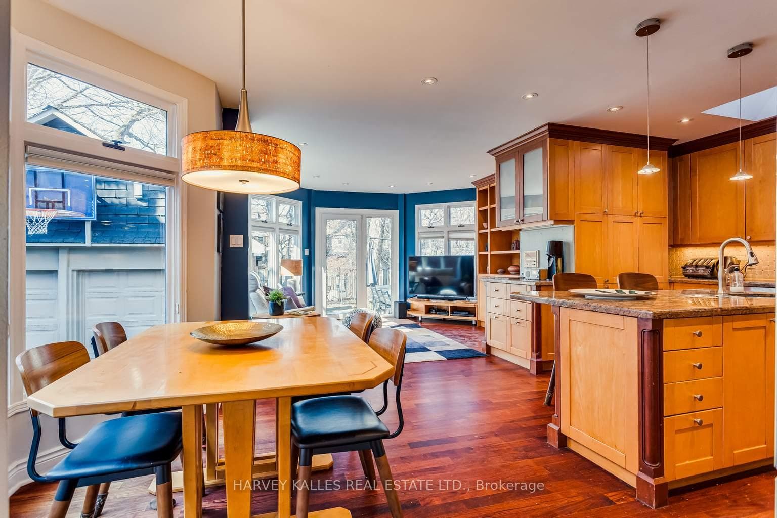 88 Wells Hill Avenue photo 9