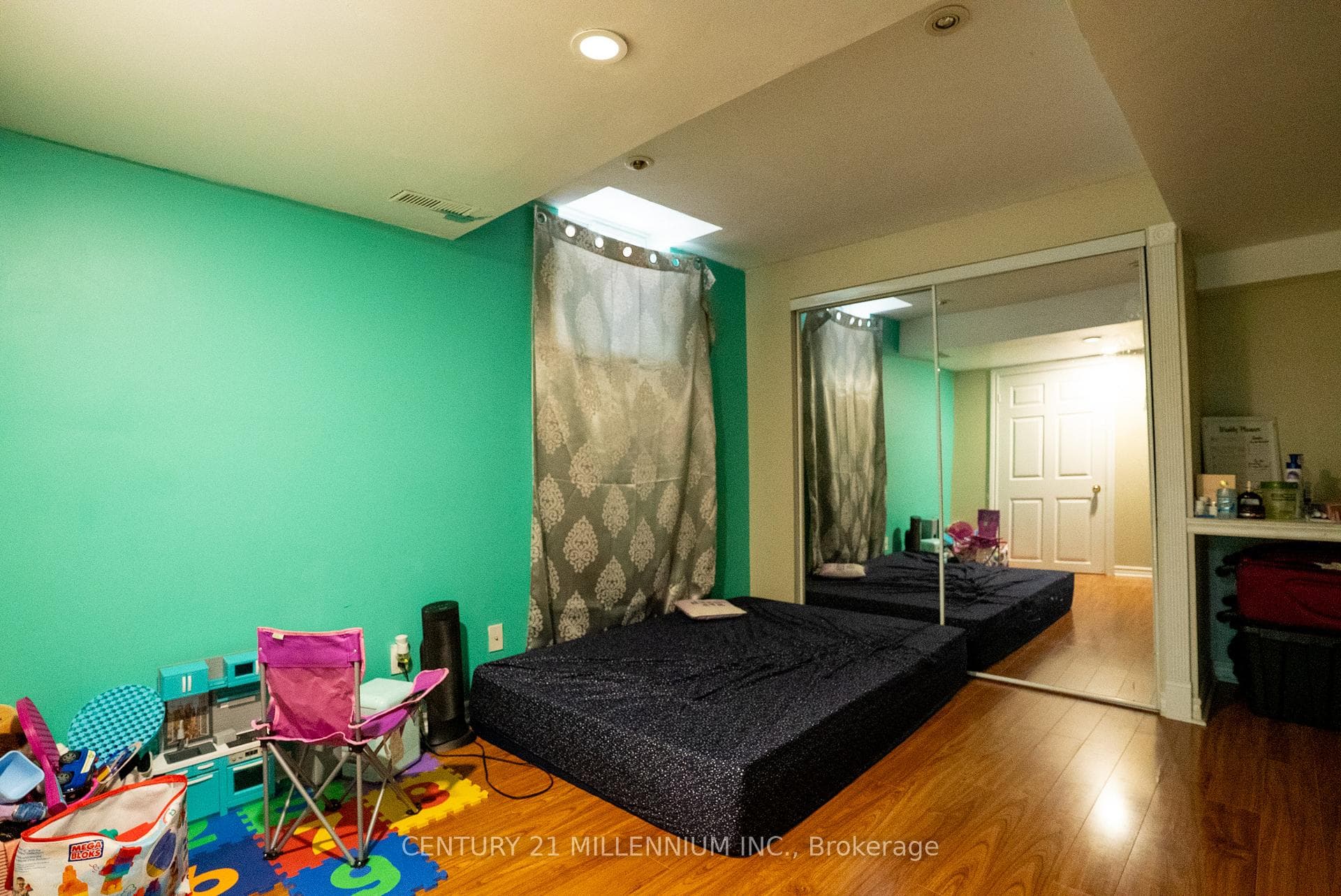 11 Blairwood Court photo 17