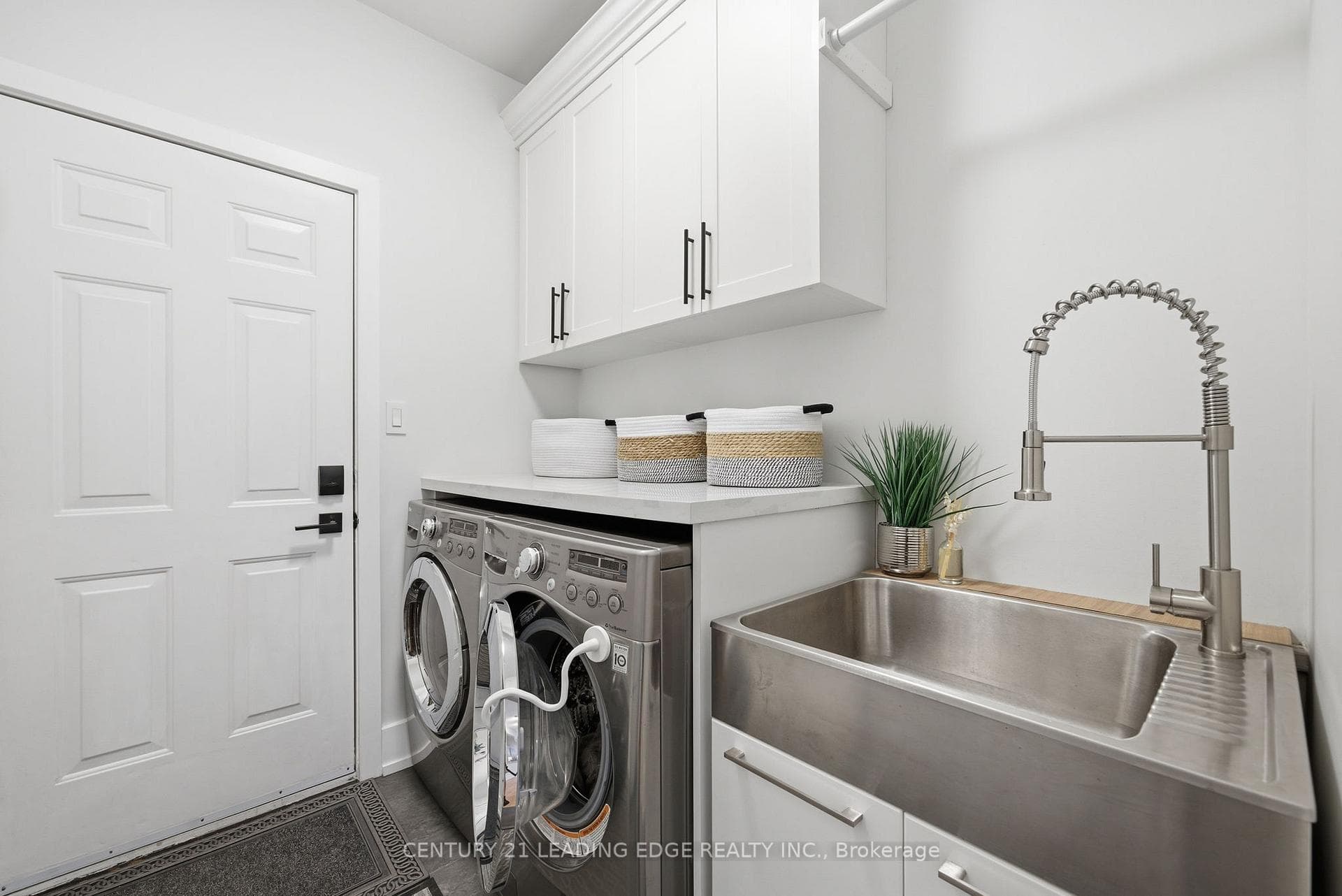 1706 Maple Hill Court photo 33