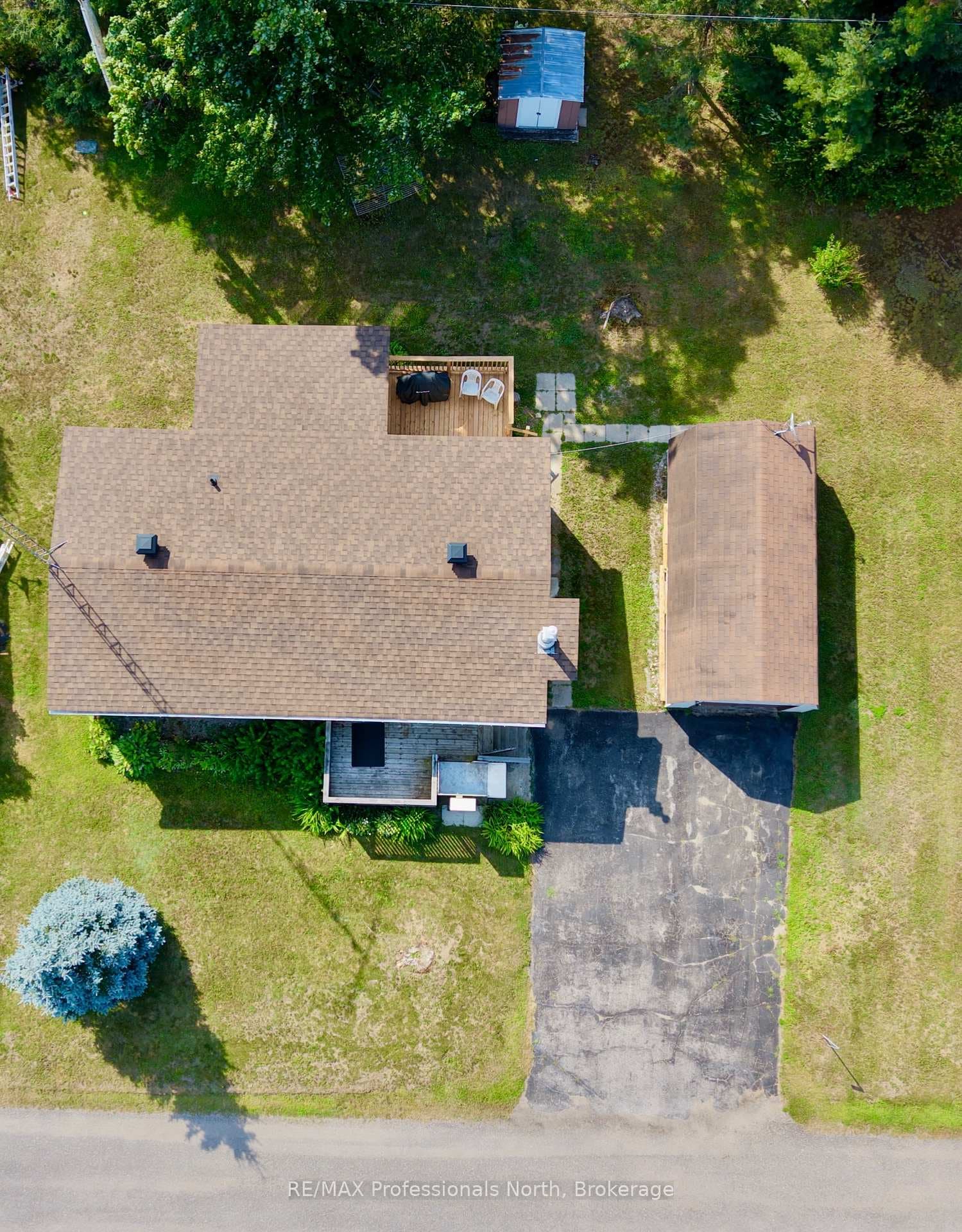 1034 Eighth Lane photo 42