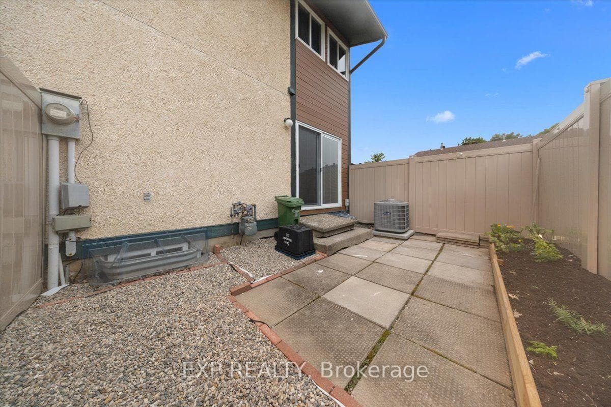 1449 Ridgebrook Drive Unit 167 photo 37