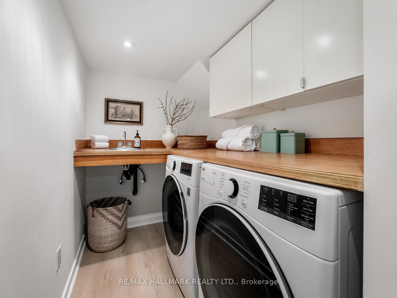 529 Logan Avenue photo 39