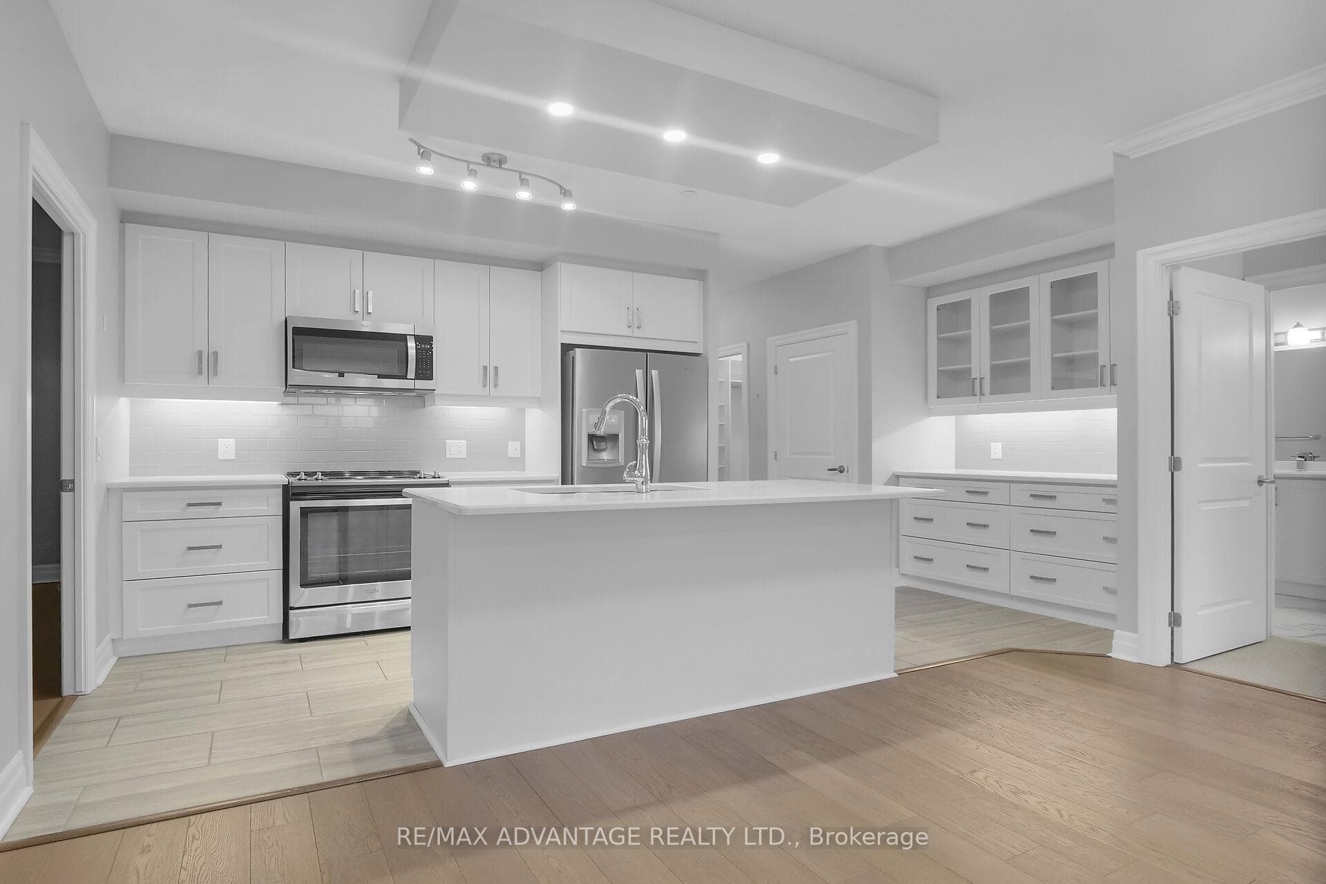 1200 Commissioners Road Unit 610 photo 10