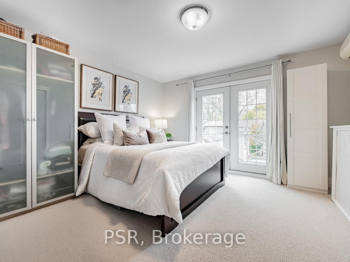 478 Merton Street photo 19