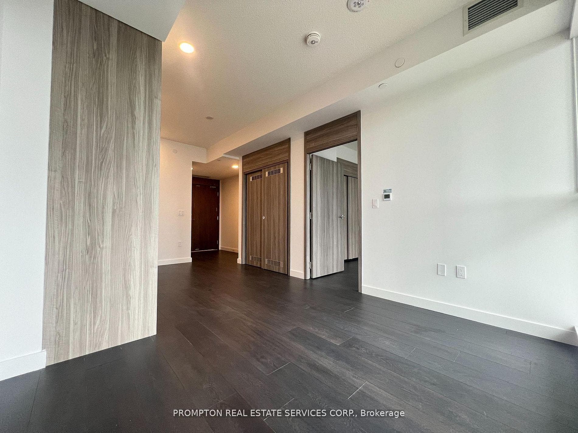 18 Esther Shiner Boulevard Unit 1112 photo 6