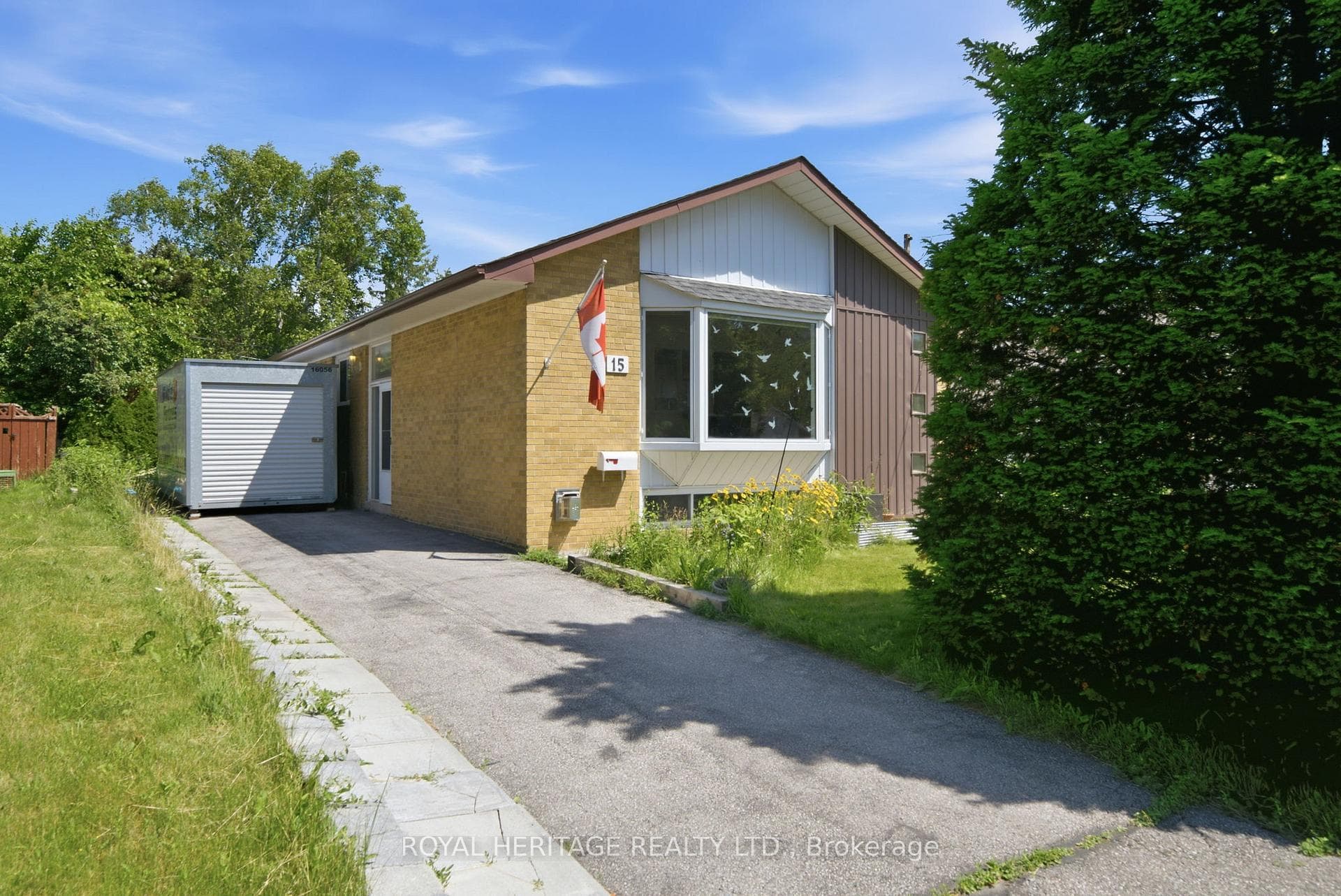 15 Golfhaven Drive photo 2