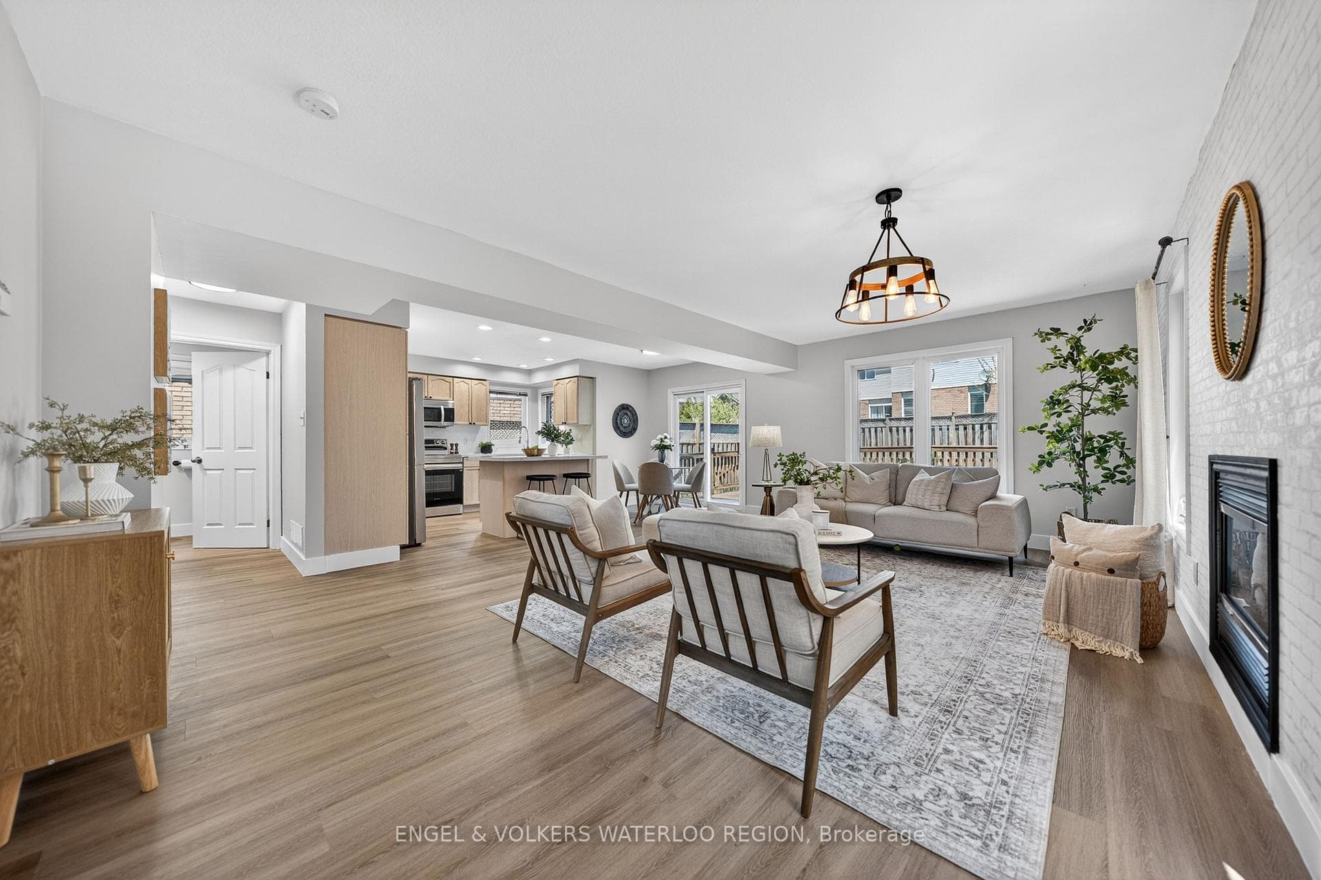 857 Brandenburg Boulevard photo 7