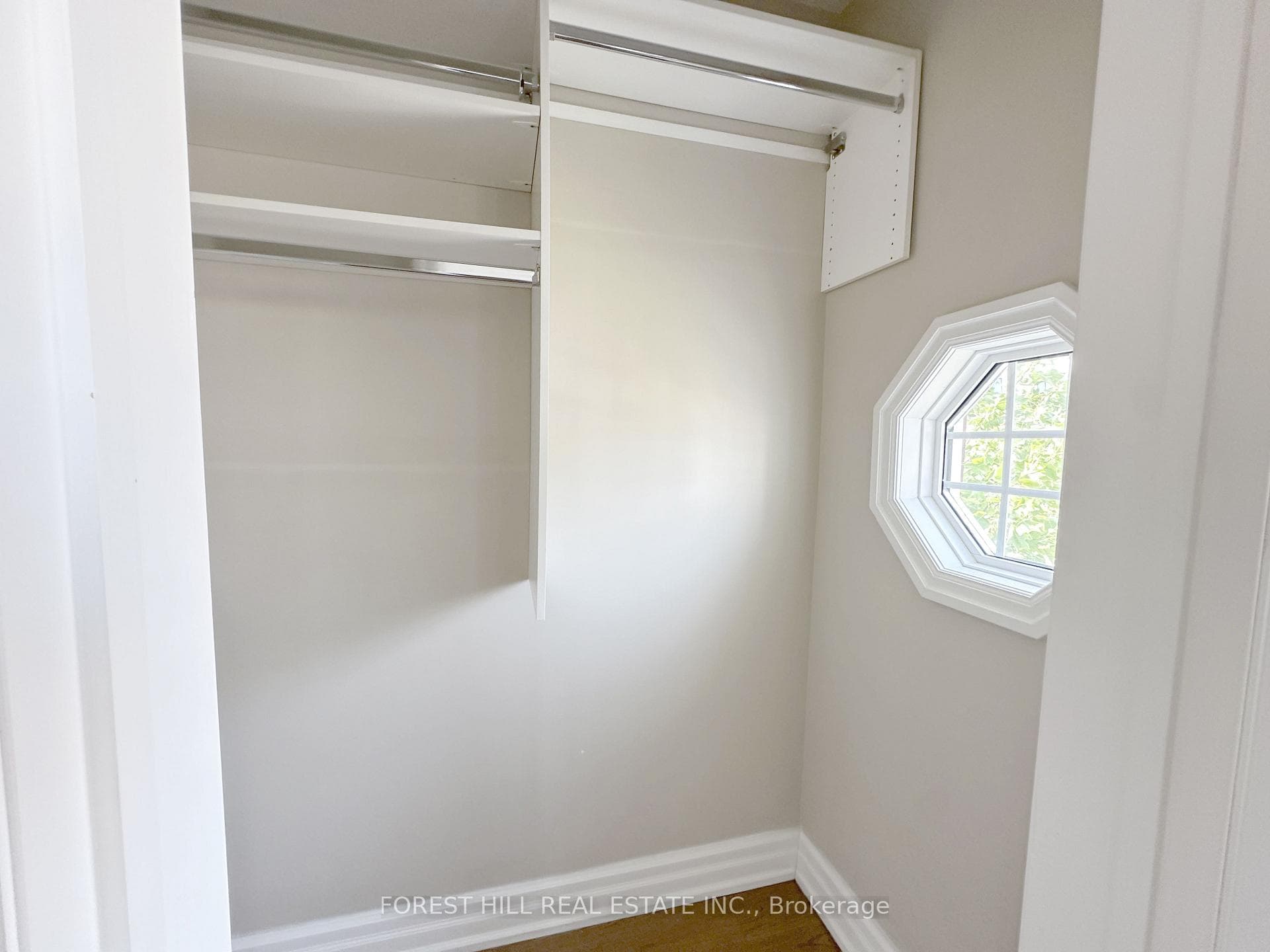 1003 Avenue Road Unit 2 (Upper) photo 5