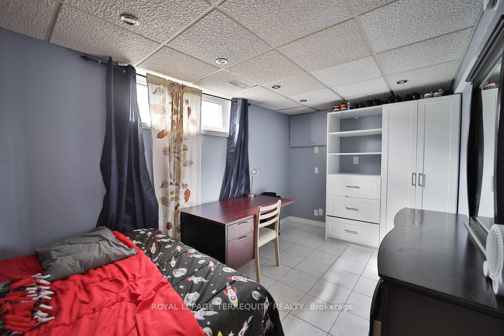 16 Mansfield Crescent photo 31