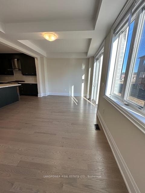 7 Schmeltzer Crescent photo 4