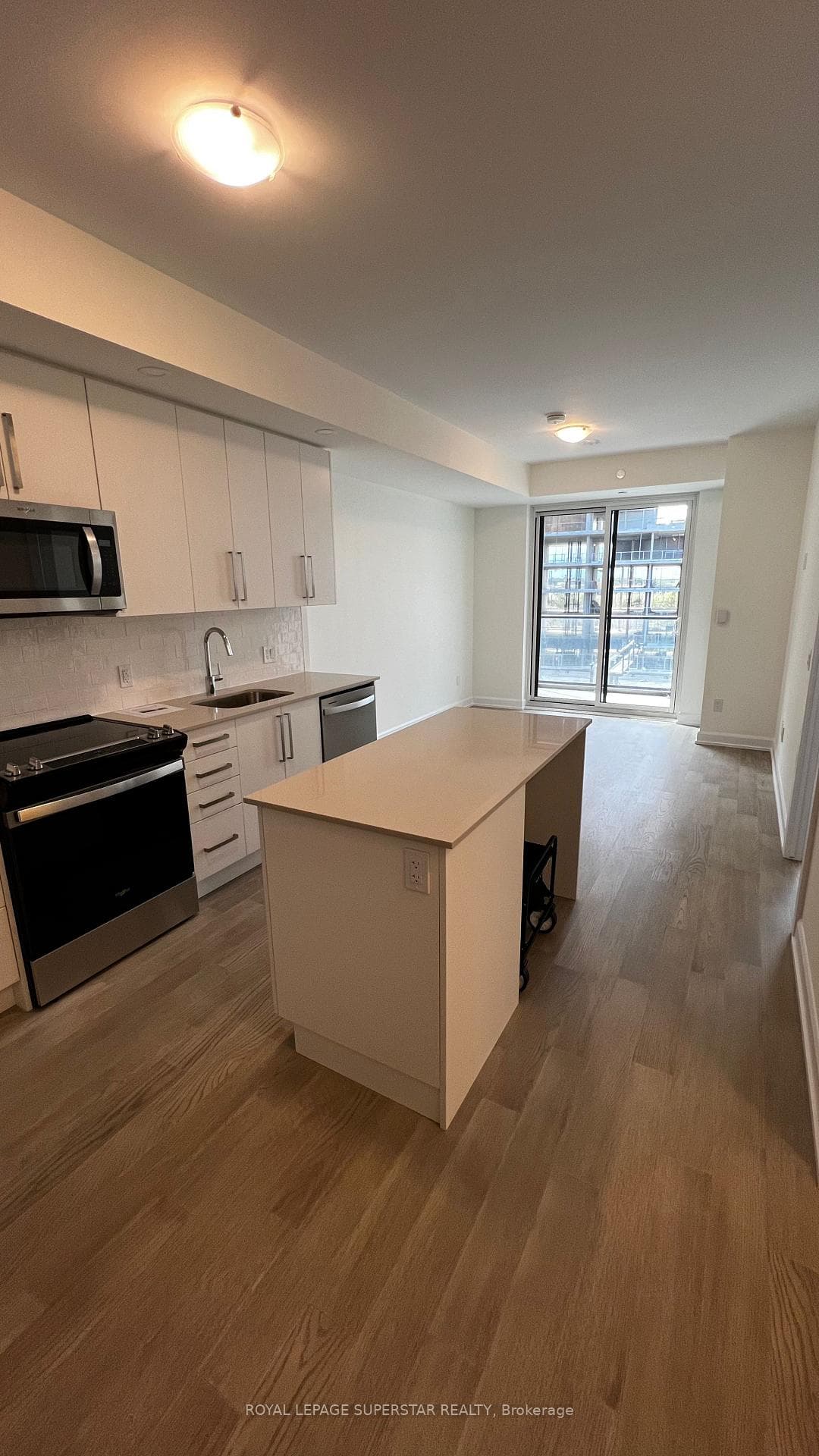 3220 William Colston Avenue Unit 720 photo 22