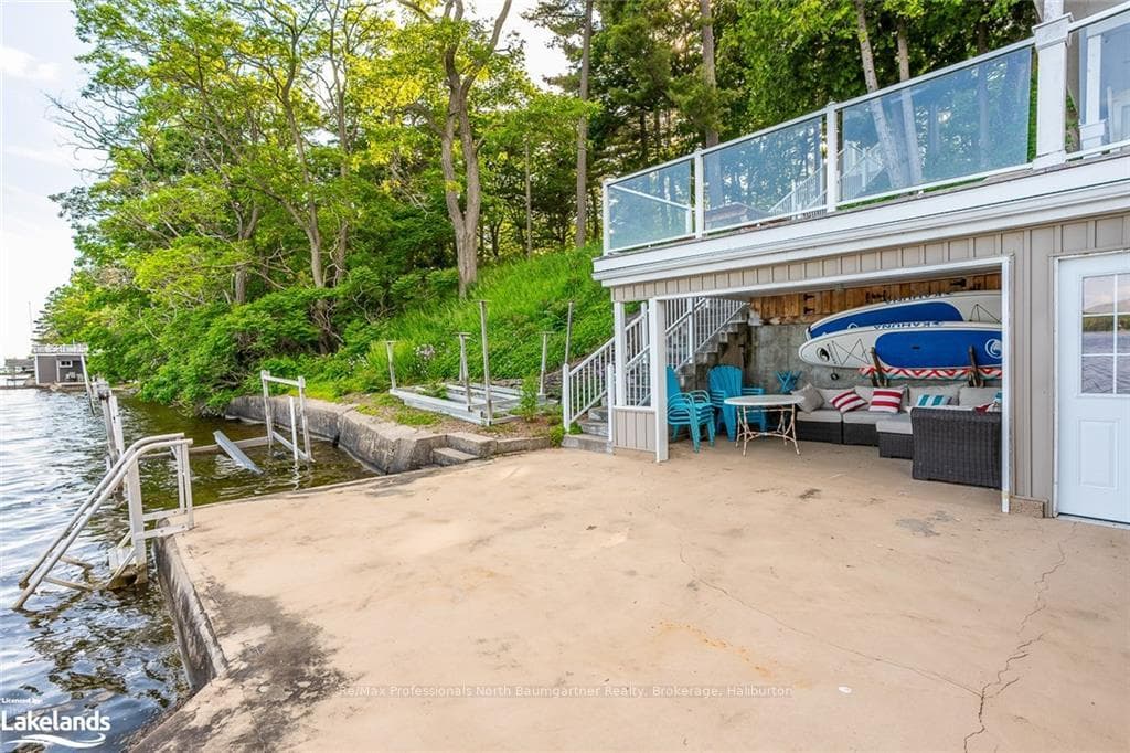 11 IRENE Avenue photo 46