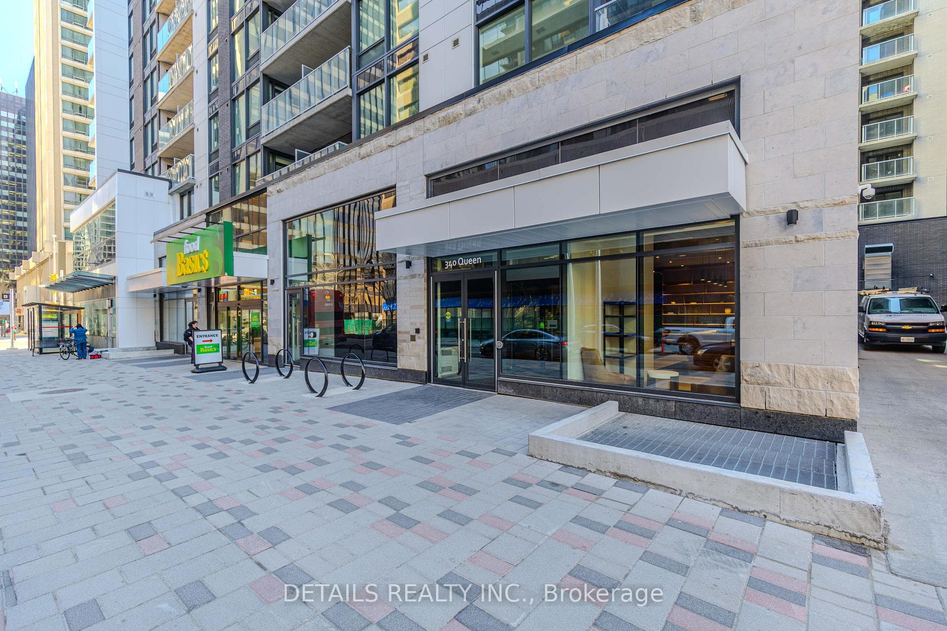 340 Queen Street Unit 1008 photo 2