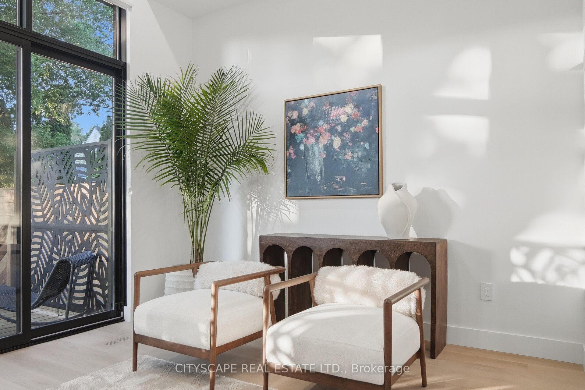 10B Holmstead Avenue photo 17