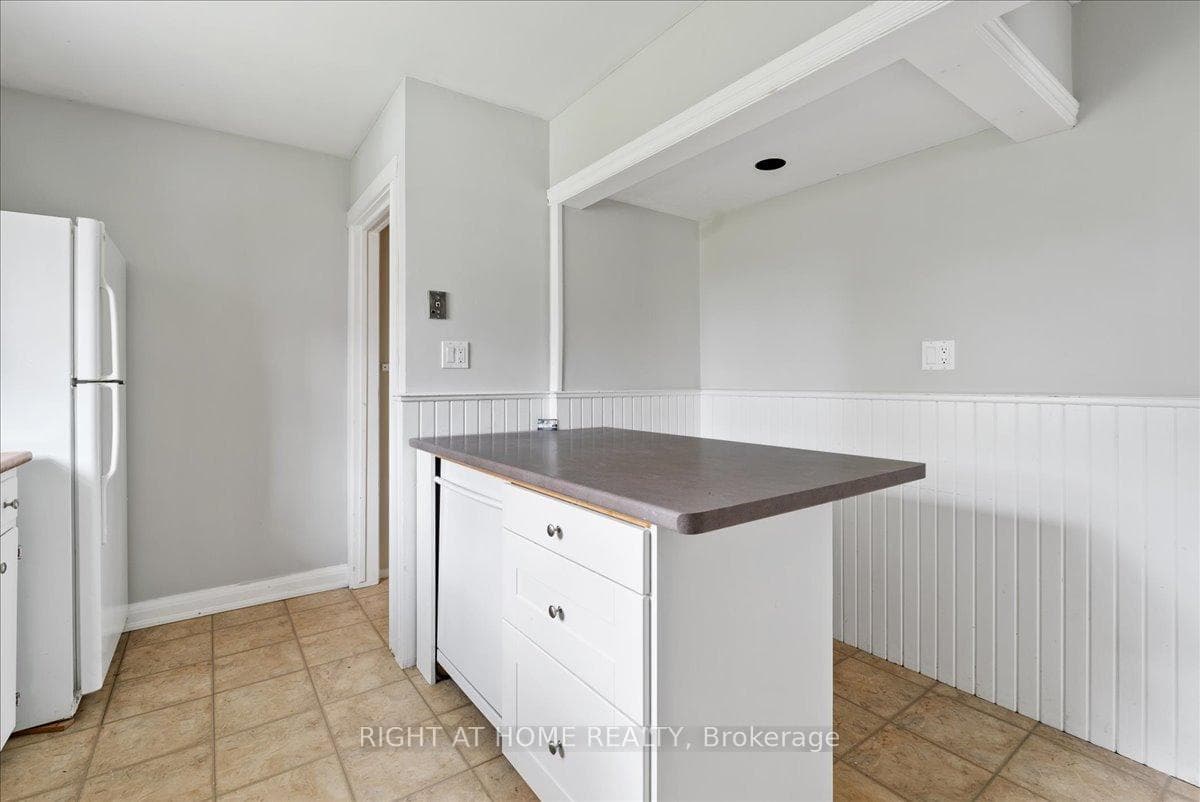 89 Bayview Drive photo 9