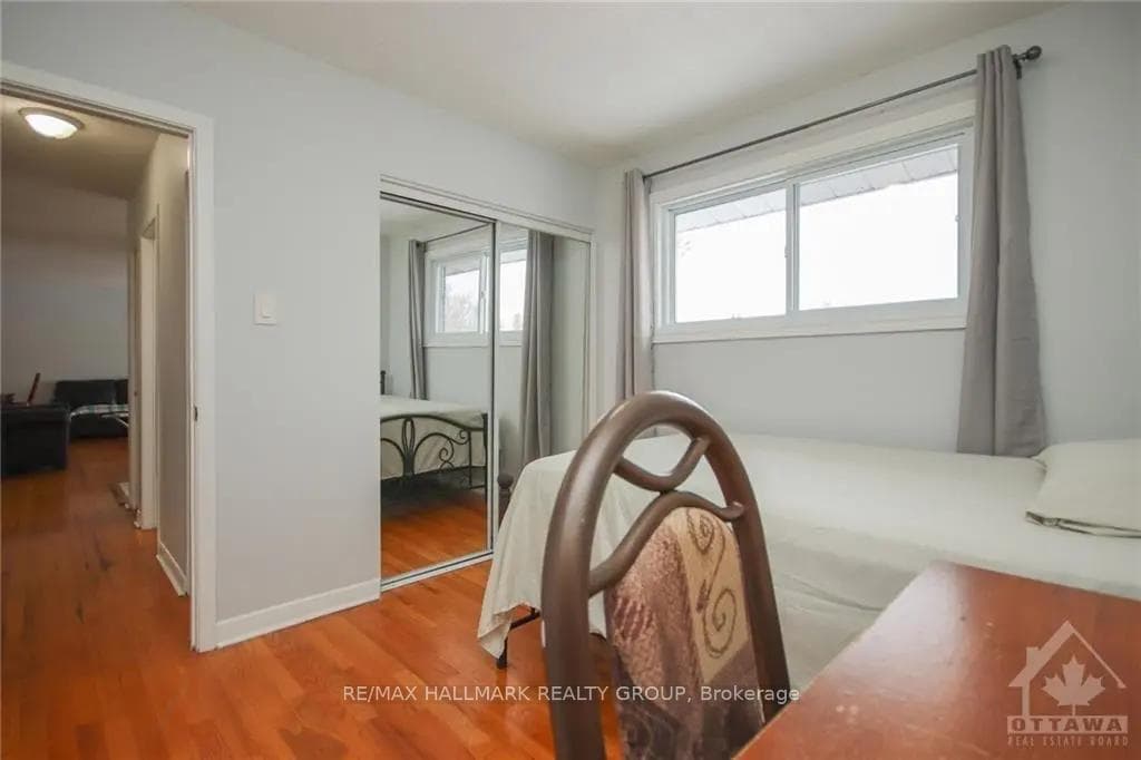 45 Hilliard Avenue photo 18