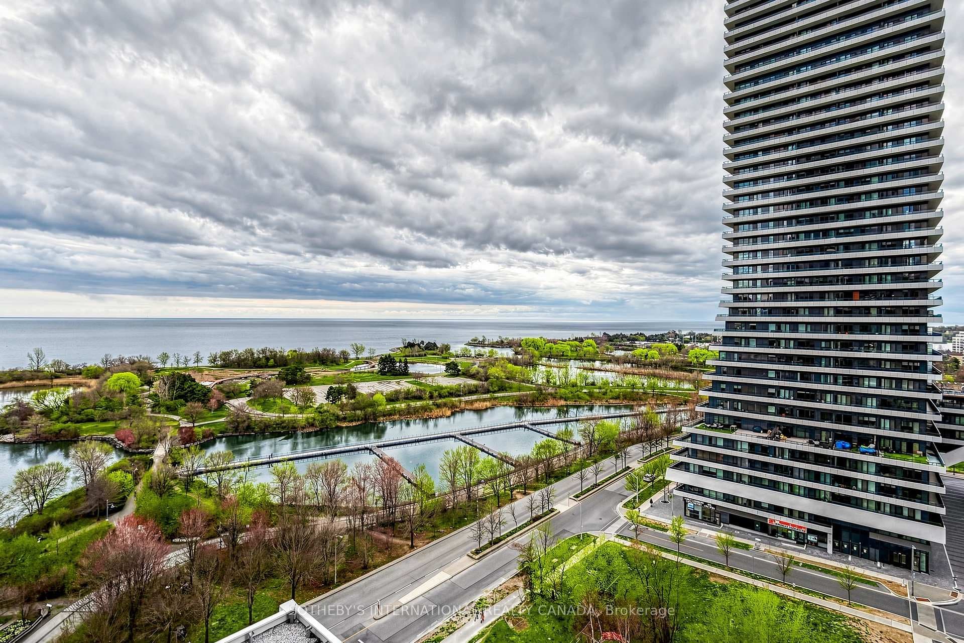 65 Annie Craig Drive Unit 1201 photo 4