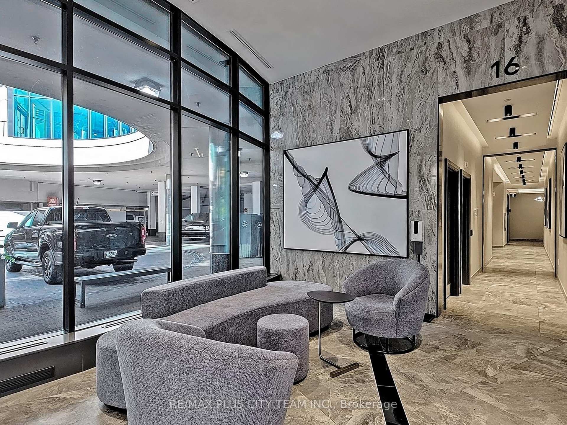 16 Yonge Street Unit 502 photo 39