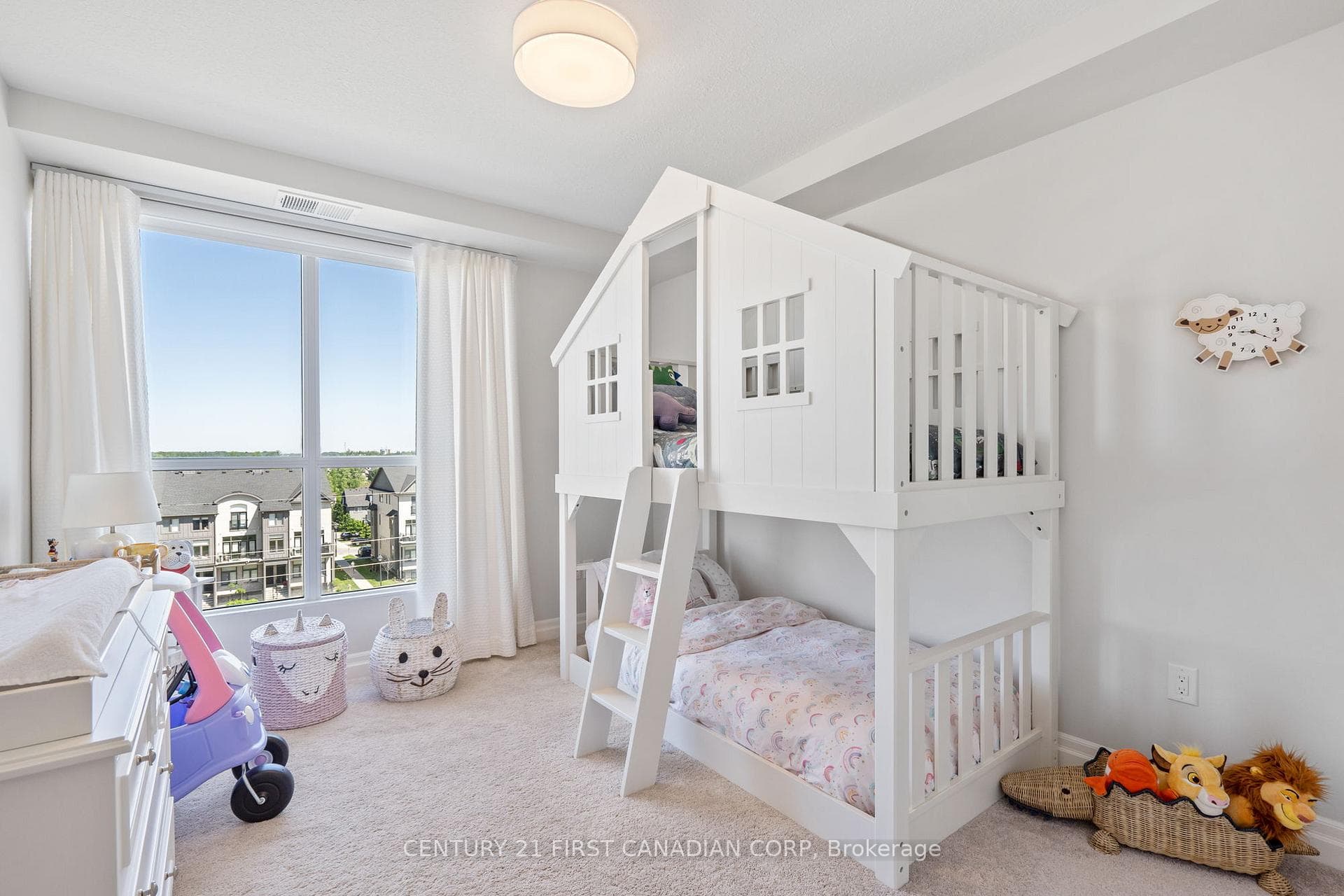 260 Villagewalk Boulevard Unit 503 photo 23