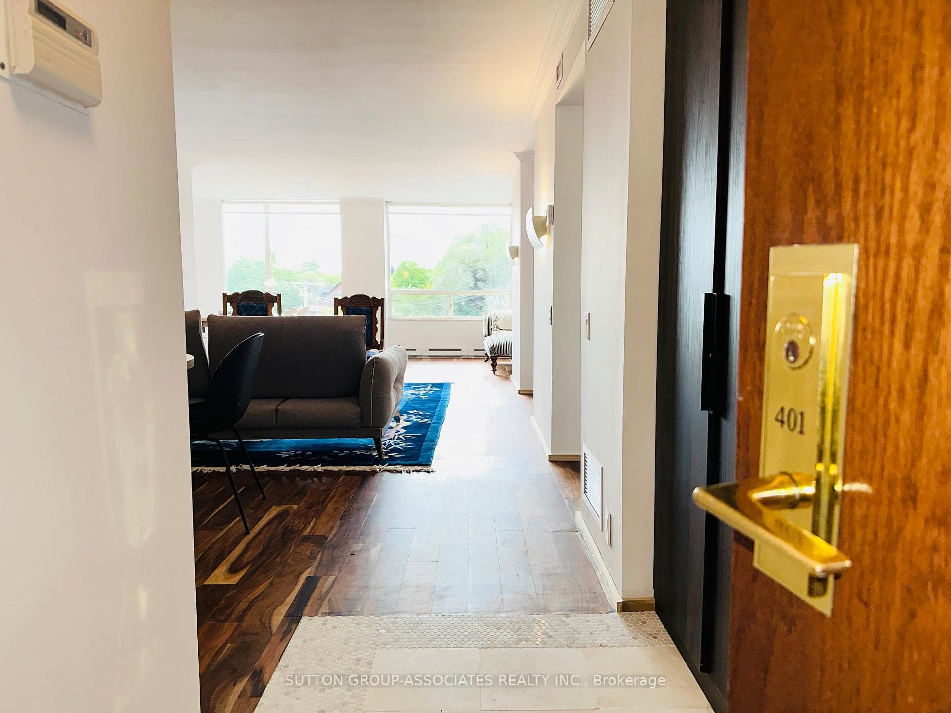 1177 Yonge Street Unit 401 photo 1