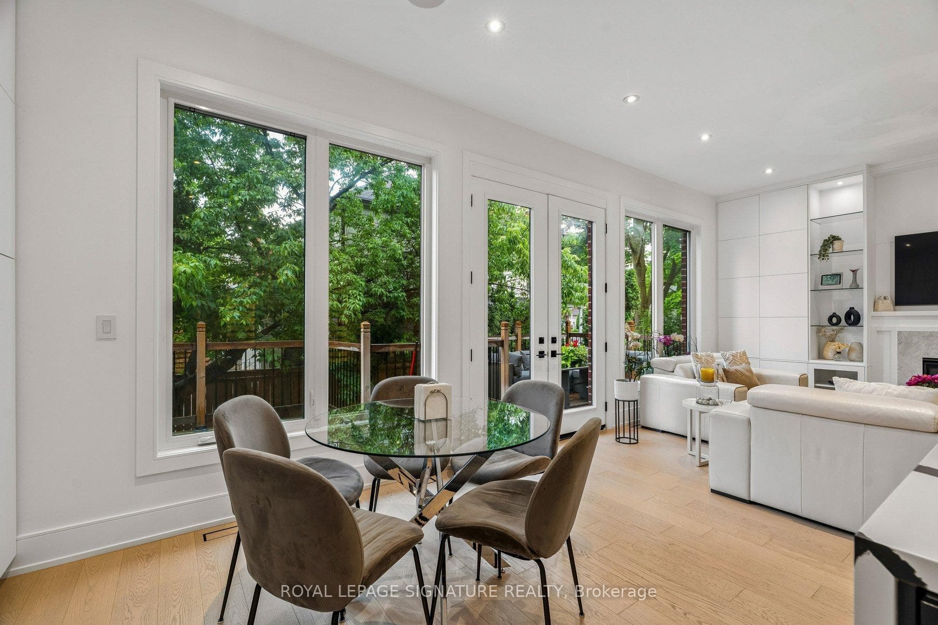 115 Whitmore Avenue photo 16