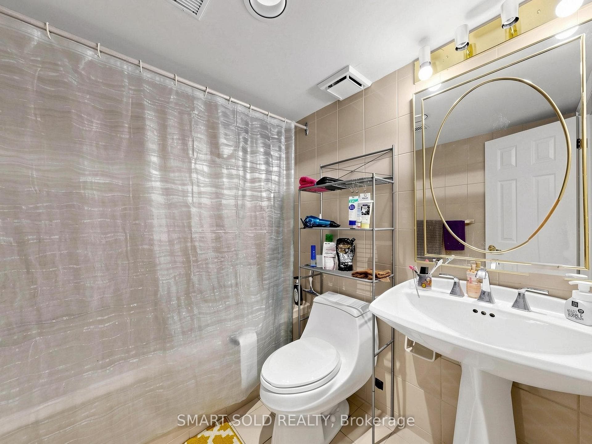 83 Fisherville Road photo 35