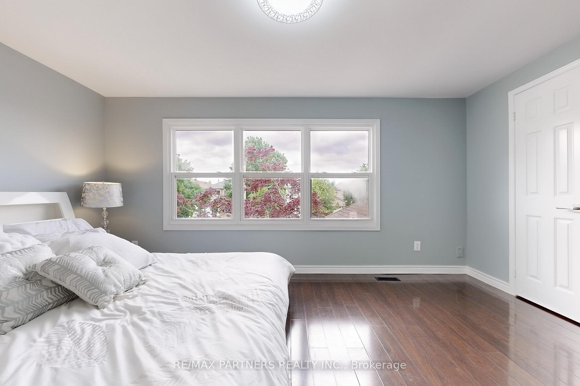 128 Bellrock Drive photo 22