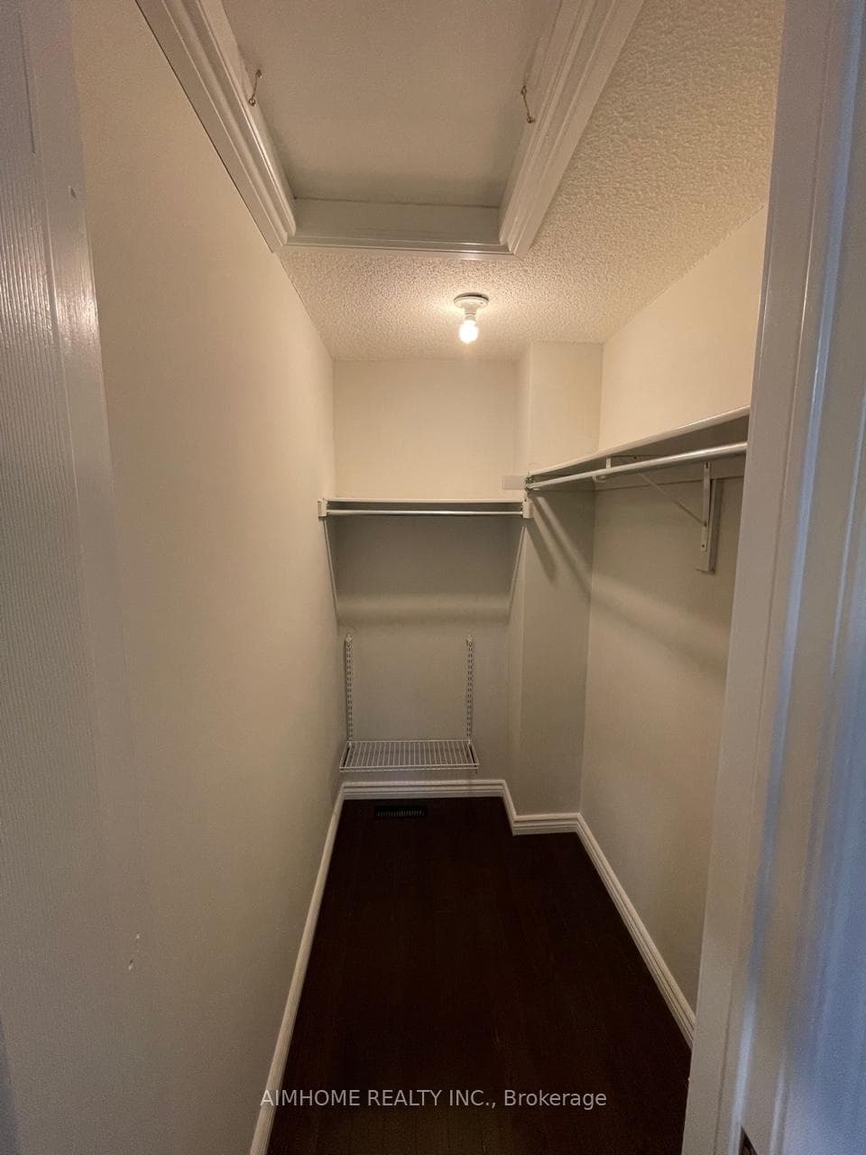 69 Noake Crescent photo 19