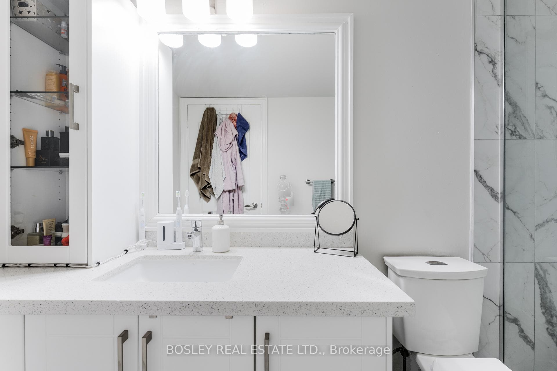 2121 Lake Shore Boulevard Unit 215 photo 22