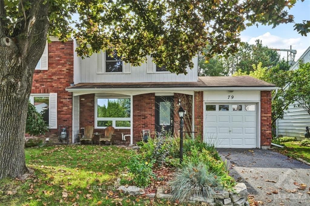 79 HOBART Crescent photo 2