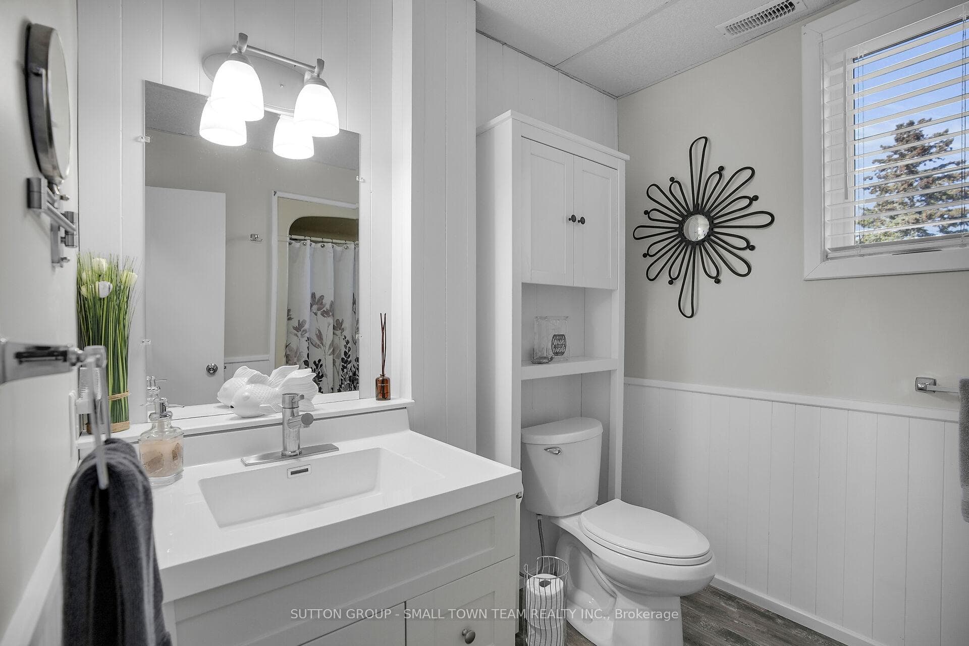 Lower Bathroom