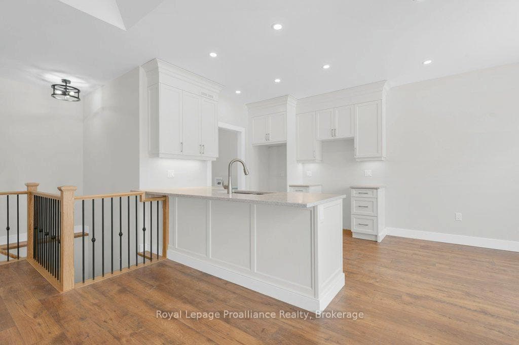 8 Dunmor Street photo 14