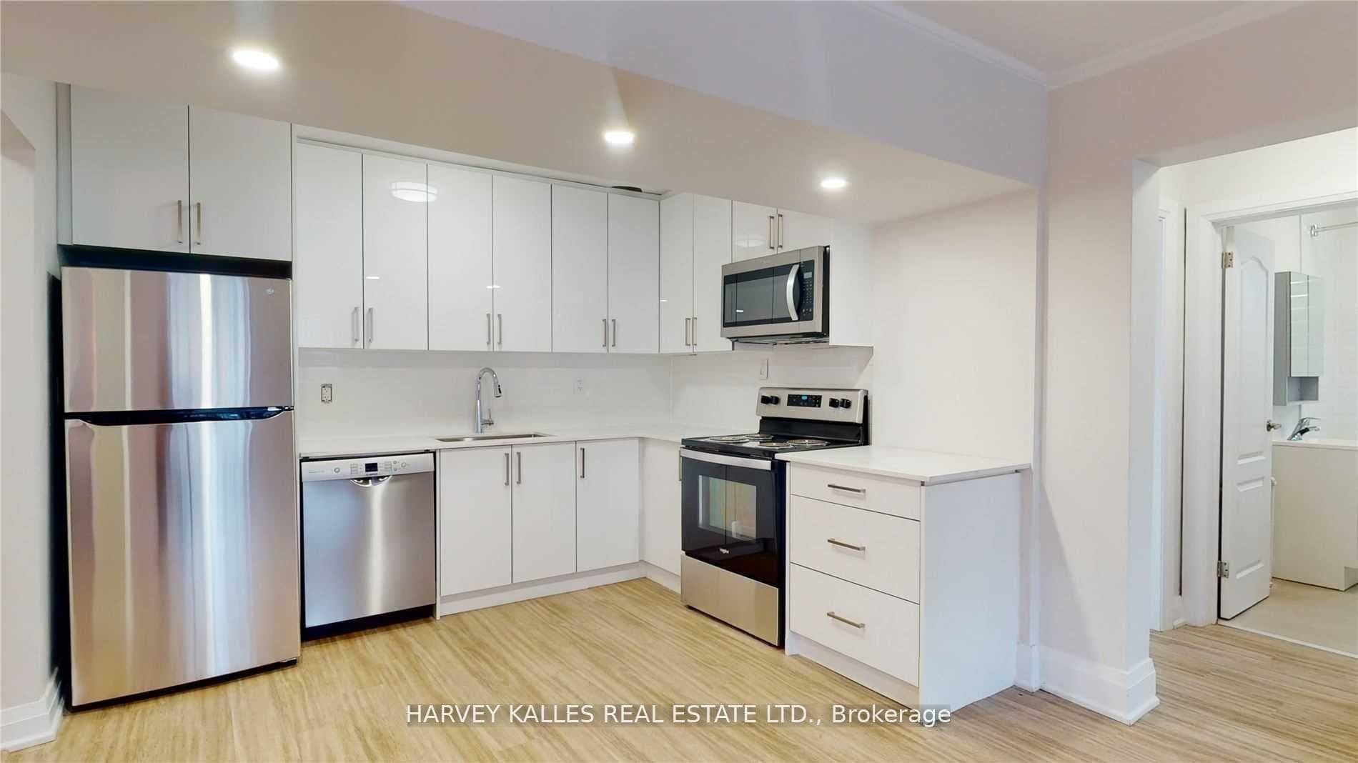 316 Lonsdale Road Unit 2 photo 10
