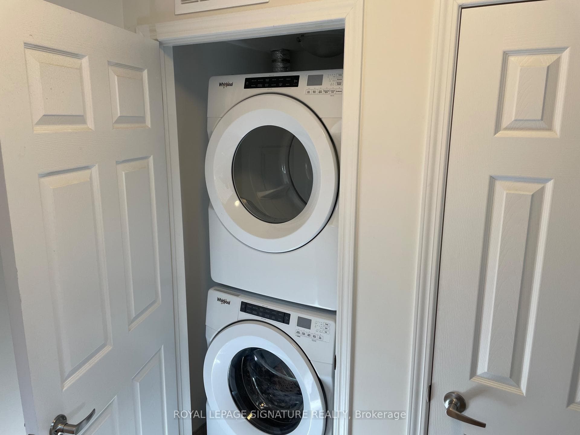 20 WoodStream Drive Unit 11 photo 12