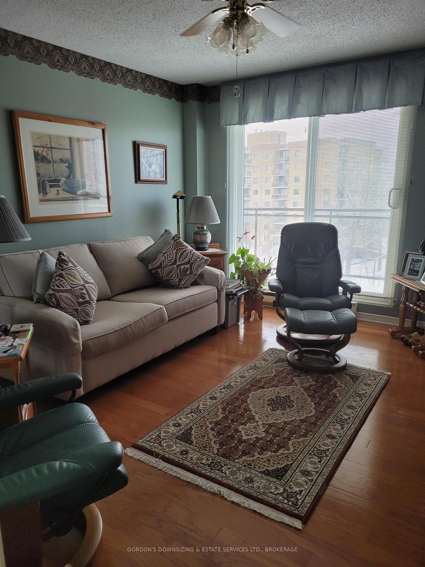 115 Barrett Court Unit 606 photo 15