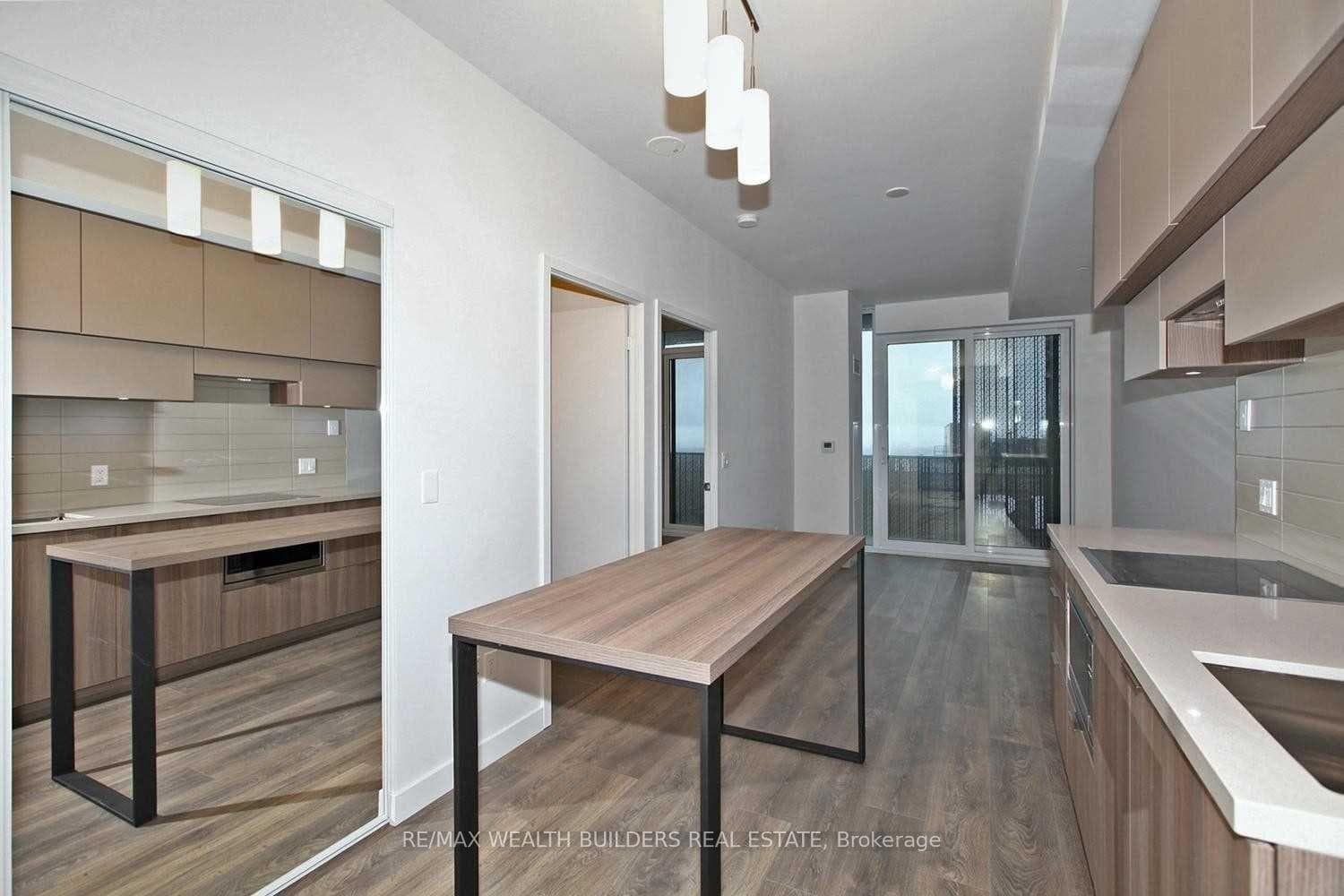 8 Eglinton Avenue Unit 3803 photo 22
