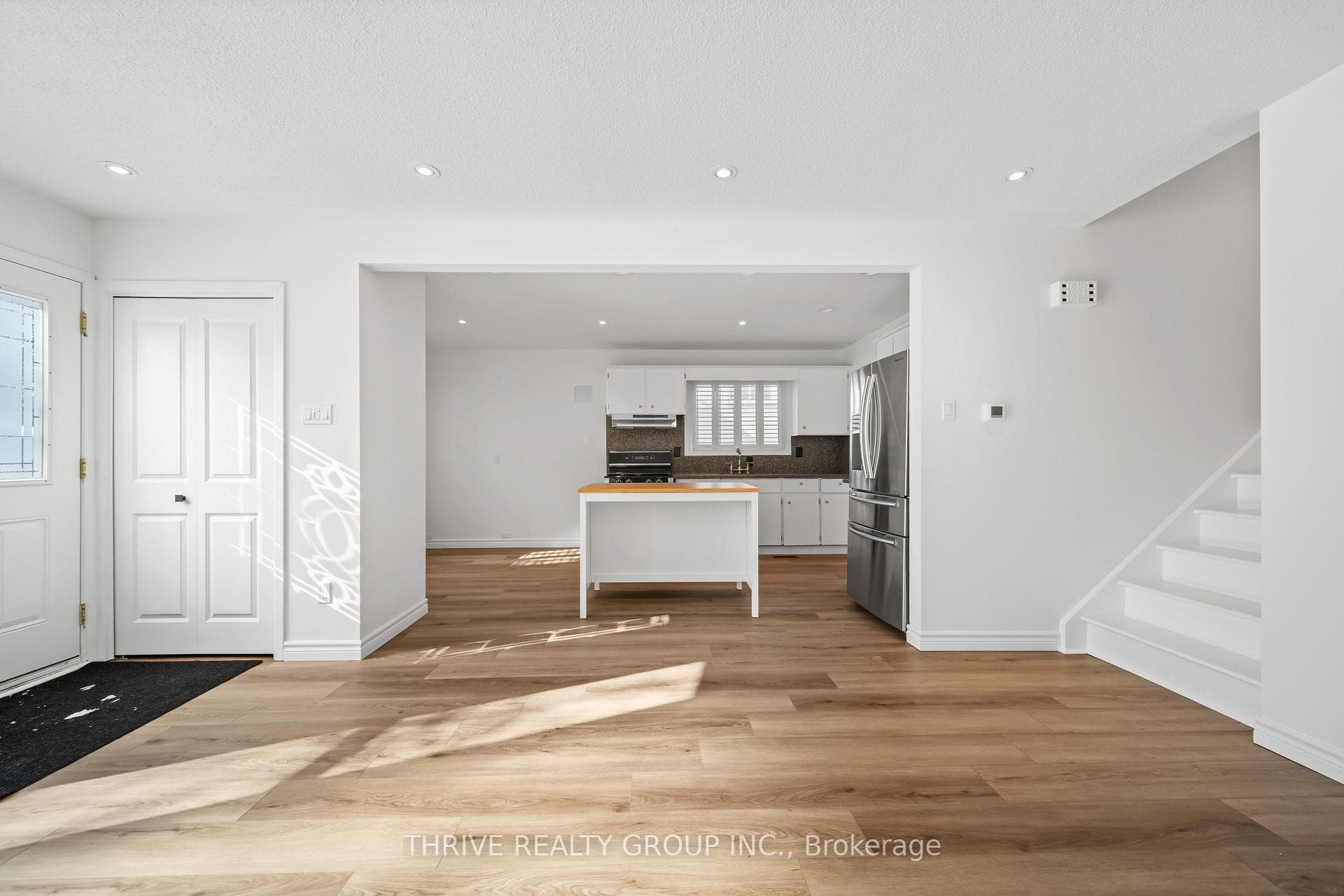 20 BUCHAN Road photo 10